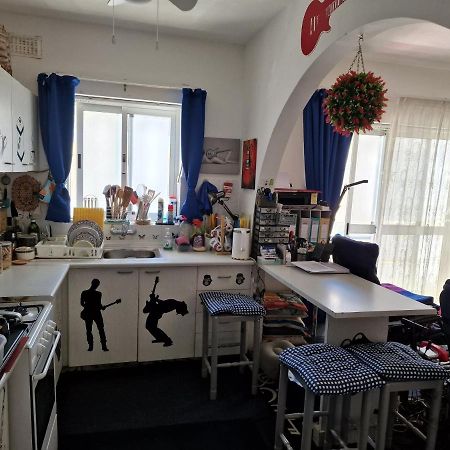 Modern Confortable Room For 1 Person Only In A Shared Flat Close To Beach المليحة المظهر الخارجي الصورة